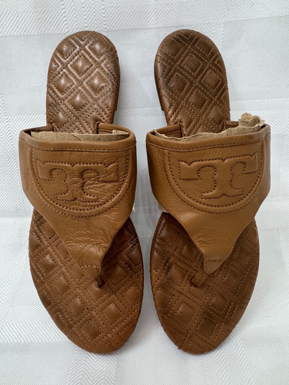 Rare Tory Burch Fleming in Cognac Leather Quilted Thong Sandals